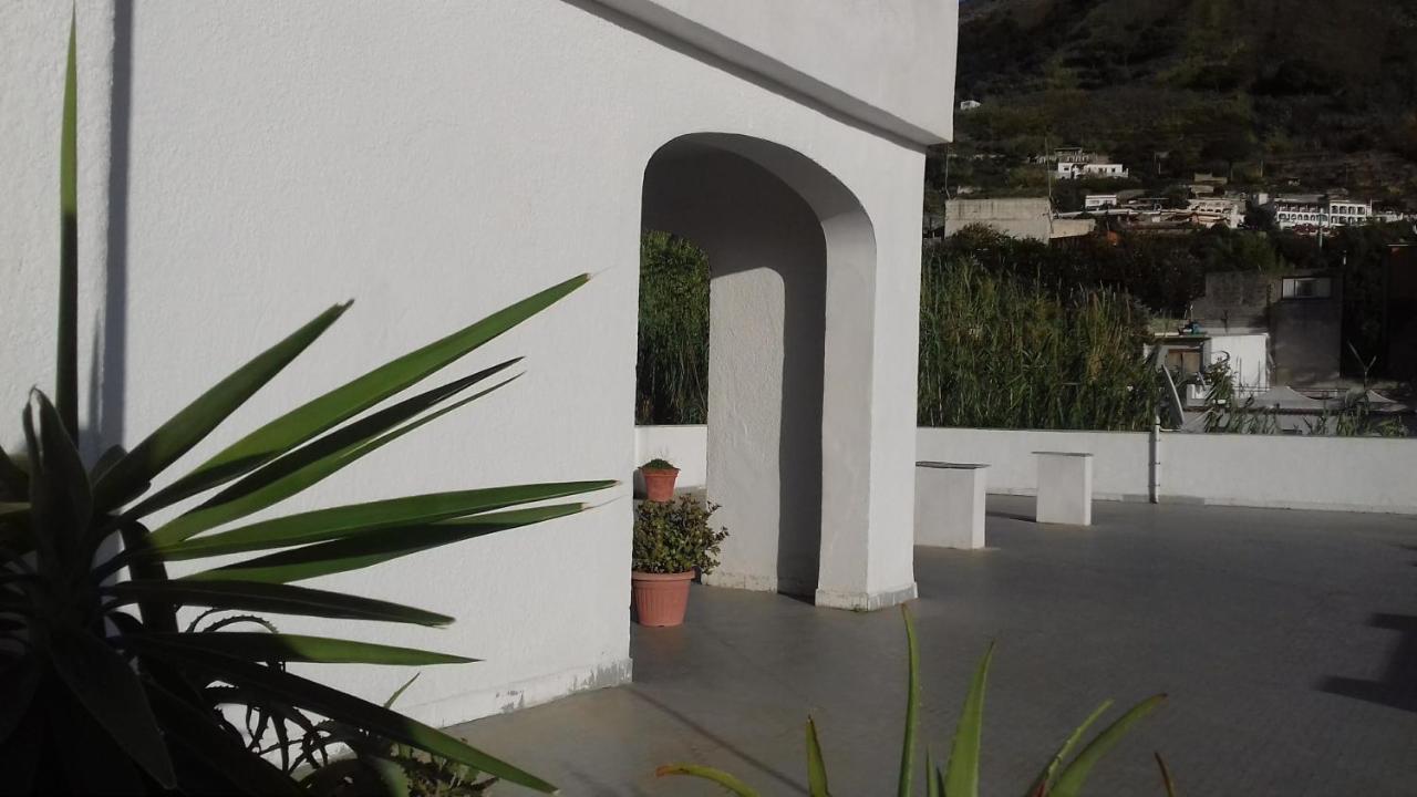 Villa Thomas Bb Conduzione Familiare Forio di Ischia Exterior foto