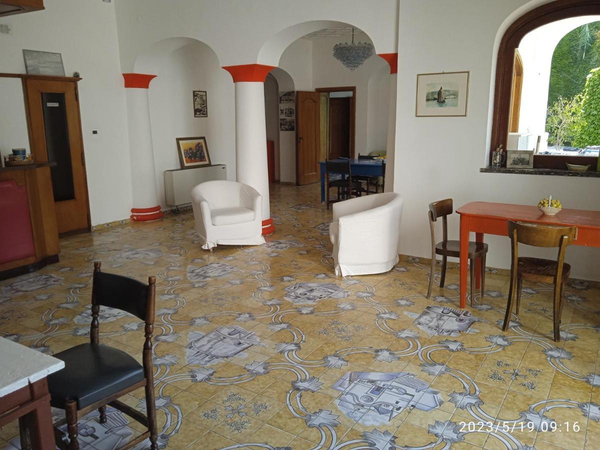 Villa Thomas Bb Conduzione Familiare Forio di Ischia Exterior foto