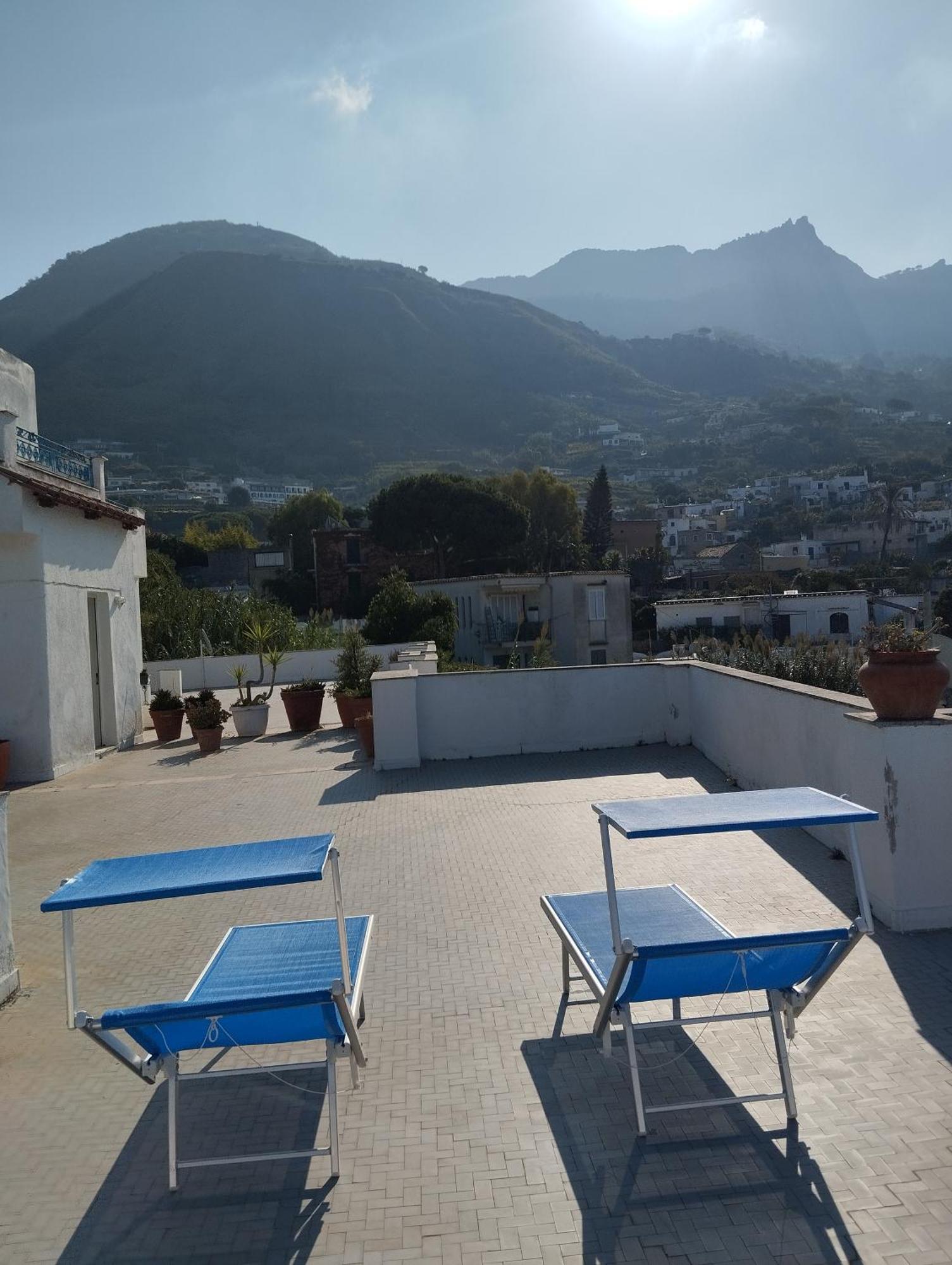 Villa Thomas Bb Conduzione Familiare Forio di Ischia Exterior foto