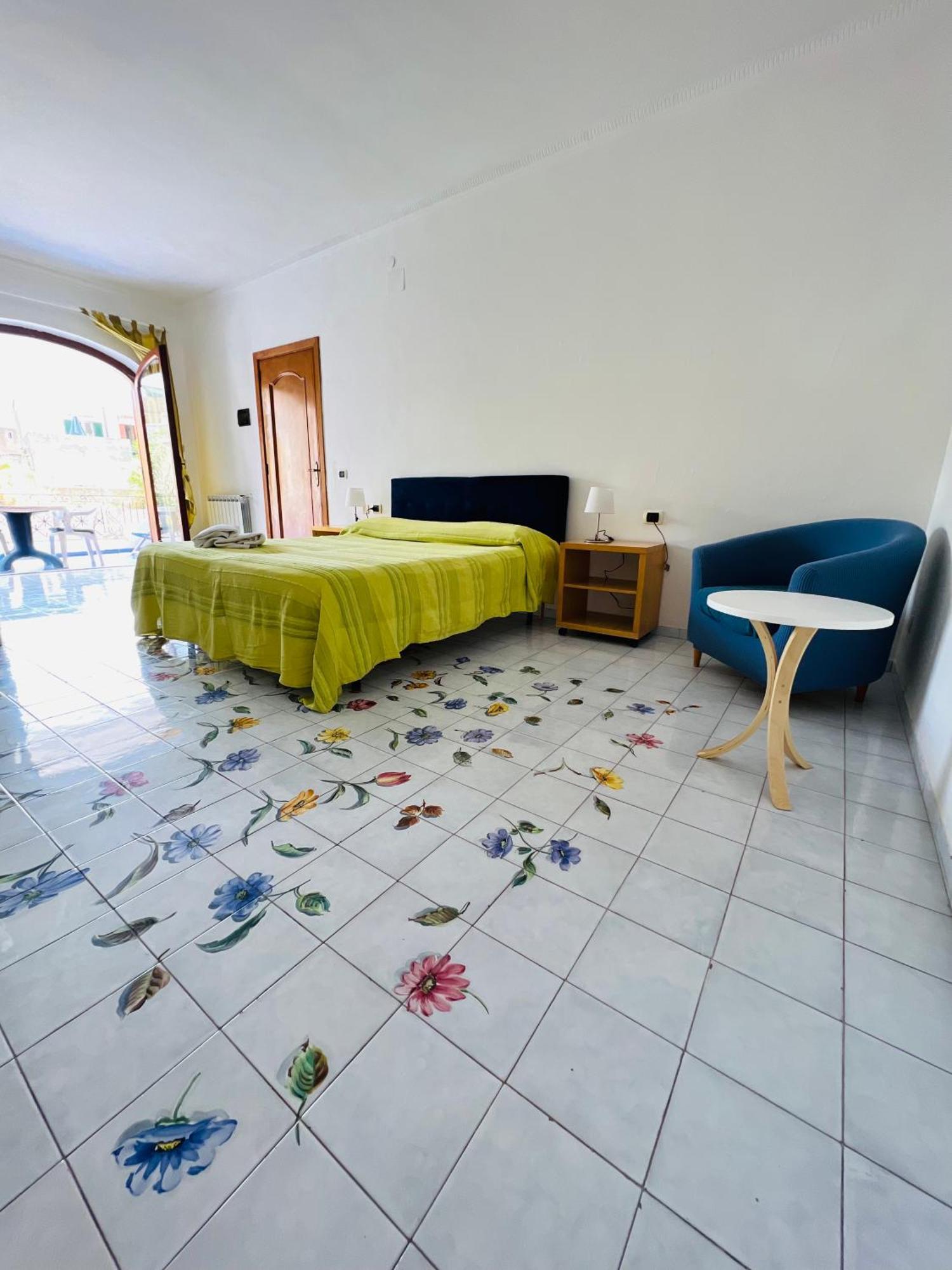 Villa Thomas Bb Conduzione Familiare Forio di Ischia Cameră foto