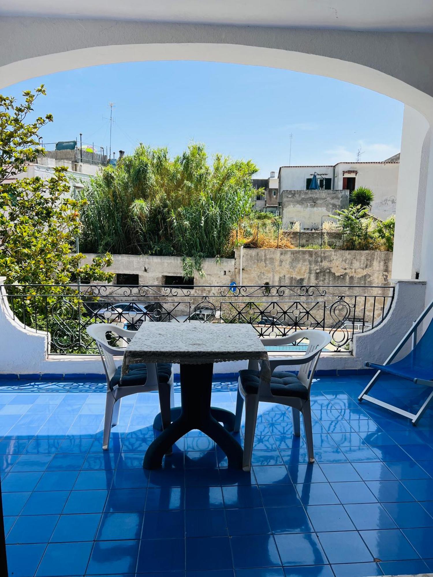 Villa Thomas Bb Conduzione Familiare Forio di Ischia Exterior foto