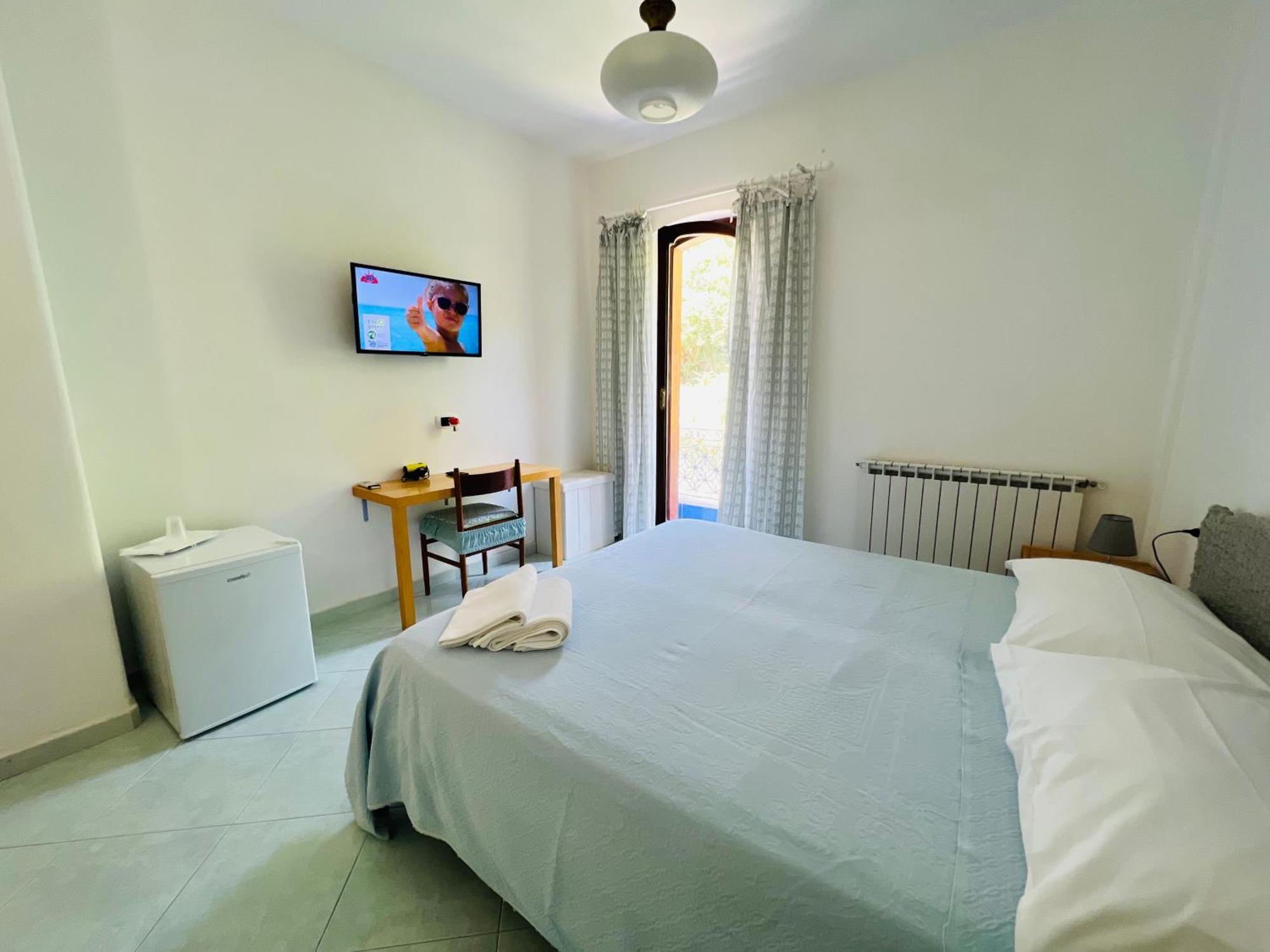 Villa Thomas Bb Conduzione Familiare Forio di Ischia Exterior foto