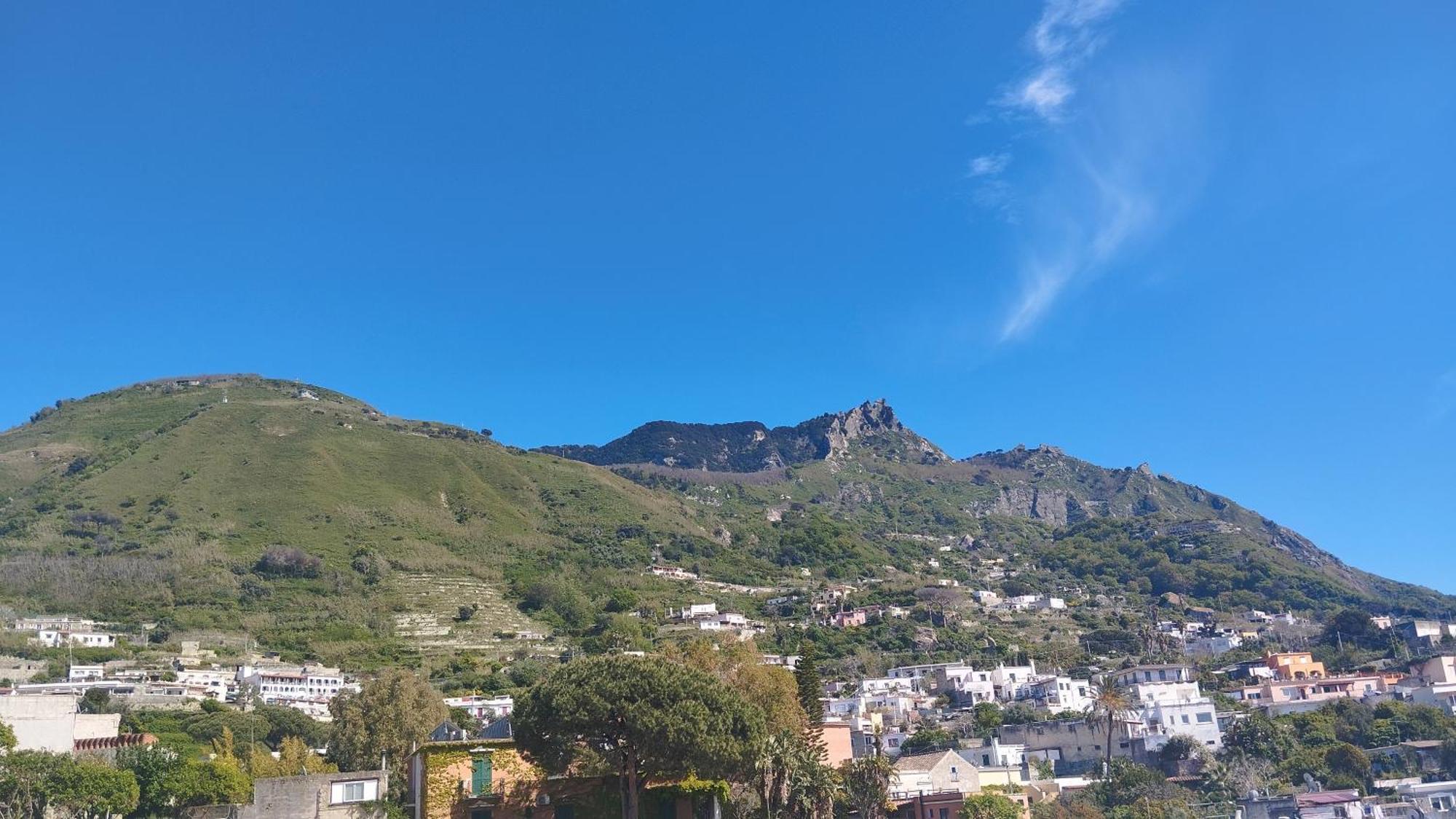 Villa Thomas Bb Conduzione Familiare Forio di Ischia Exterior foto