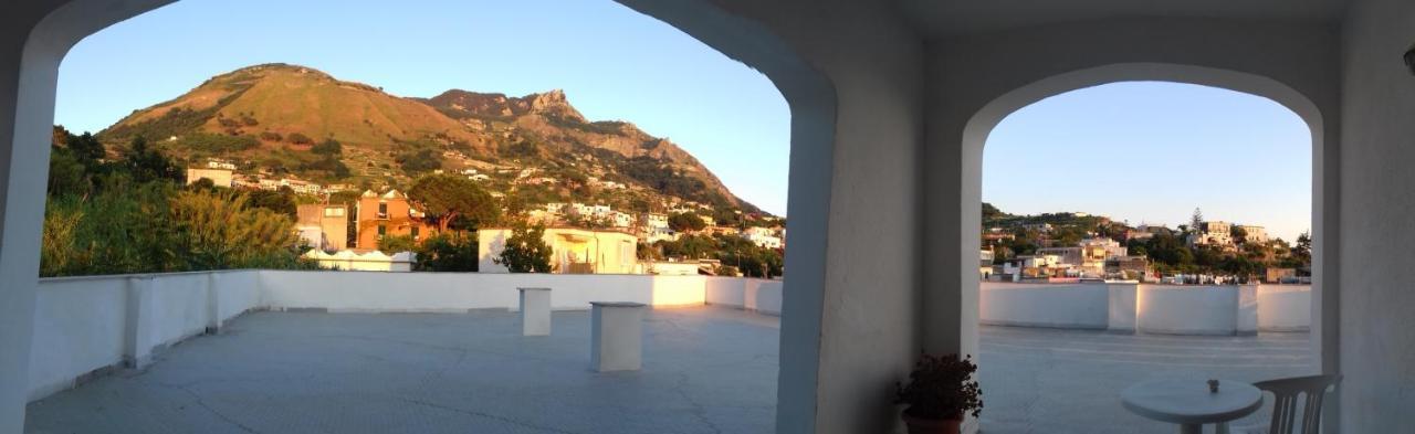 Villa Thomas Bb Conduzione Familiare Forio di Ischia Exterior foto